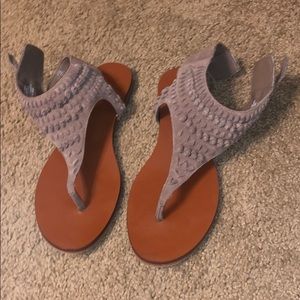 Vinca Camuto 7.5 Taupe Sandals